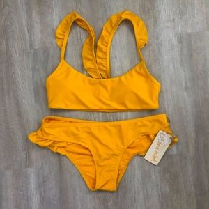 Yellow Cabana del Sol ruffle bikini. Size M.